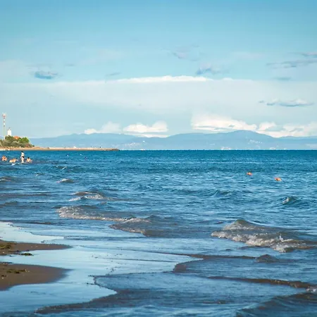 Waterfront In 53921 *