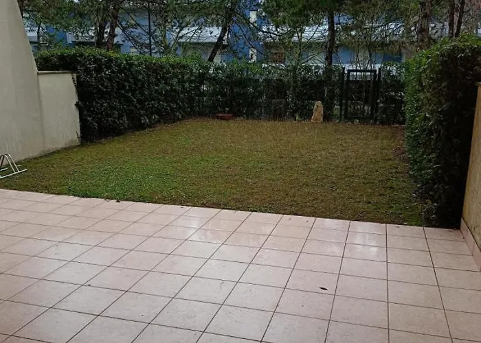 Apartment Waterfront In 53921 Bibione